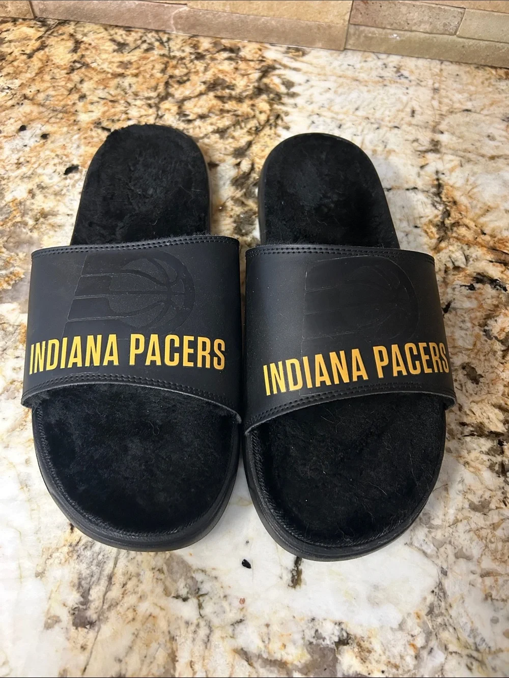 Pacers ISlide Black Slide Sandals